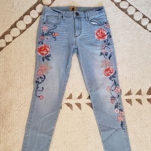 Free People Embroidered Jeans - Size 26